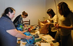 Les lutins du Père Noël en action !